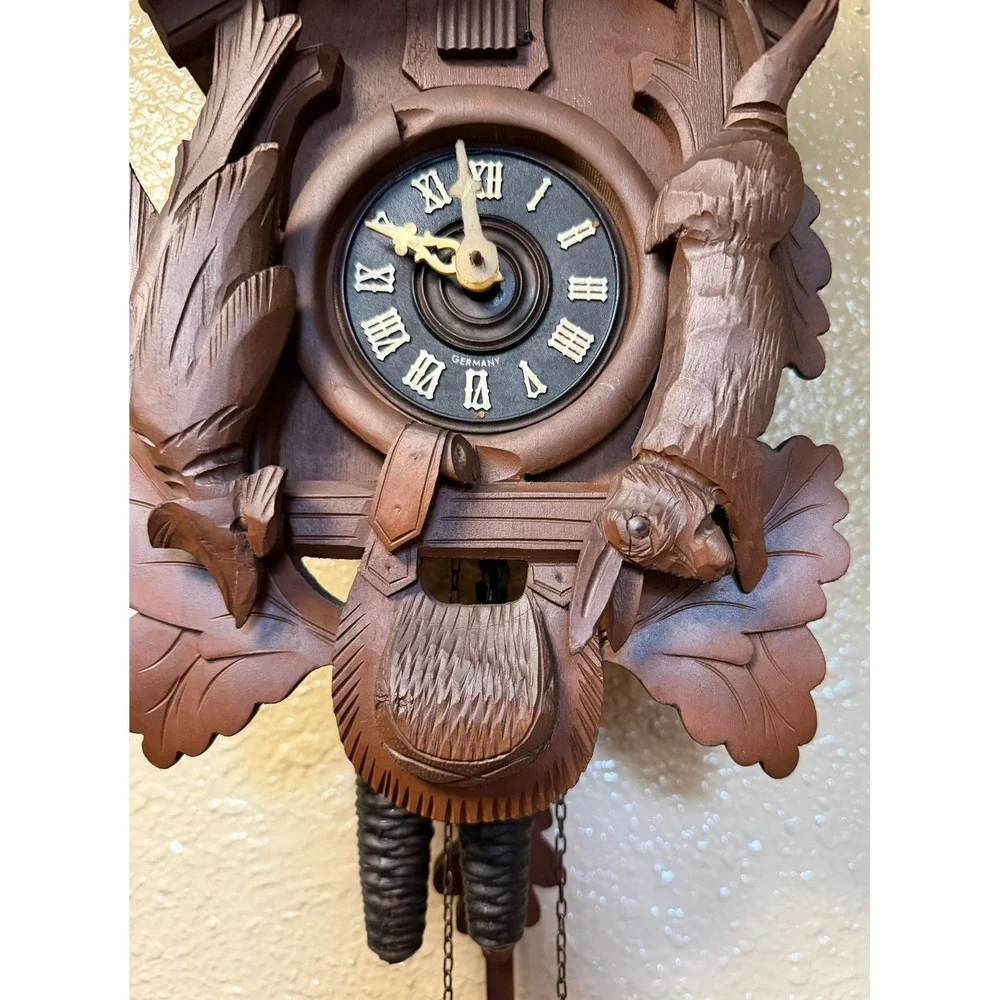 Vintage German Black Forest Cuckoo Clock Hunting Scene Stag Rifles Hand Carved